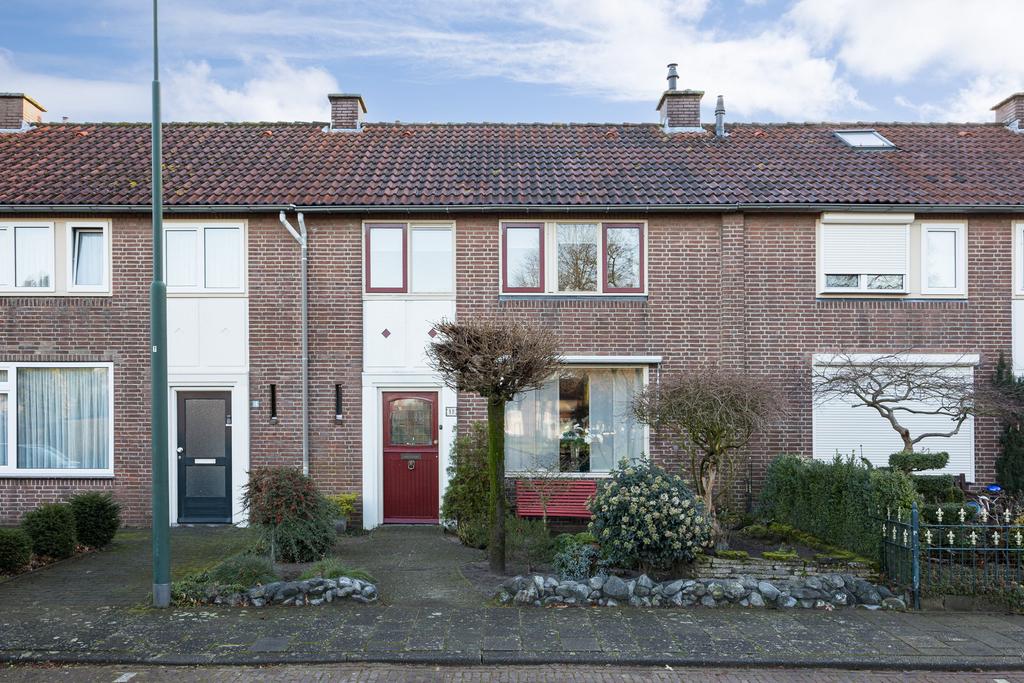 BL100184-15921-Graaf-van-Limburg-Stirumstraat-18,-Sint-michielsgestel-136159078